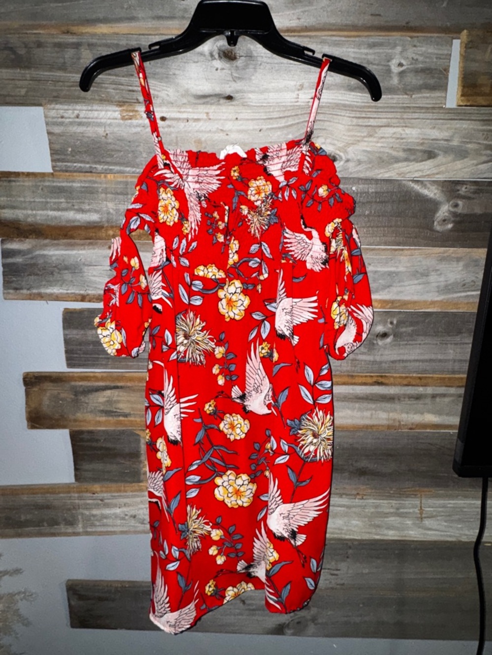 Love tree- women’s dress- red- bird design- Large